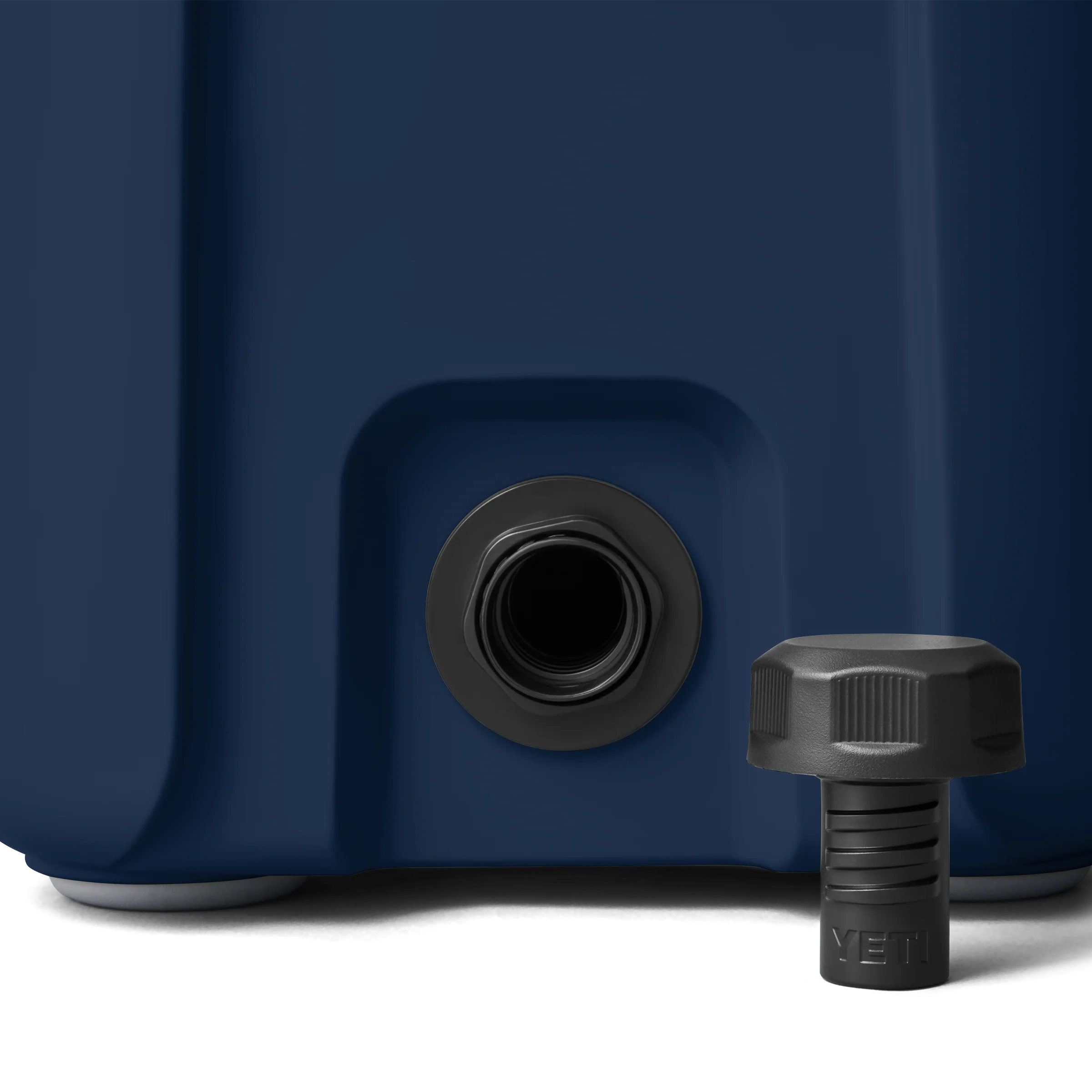 Roadie® 15 Hard Cooler - Image 12