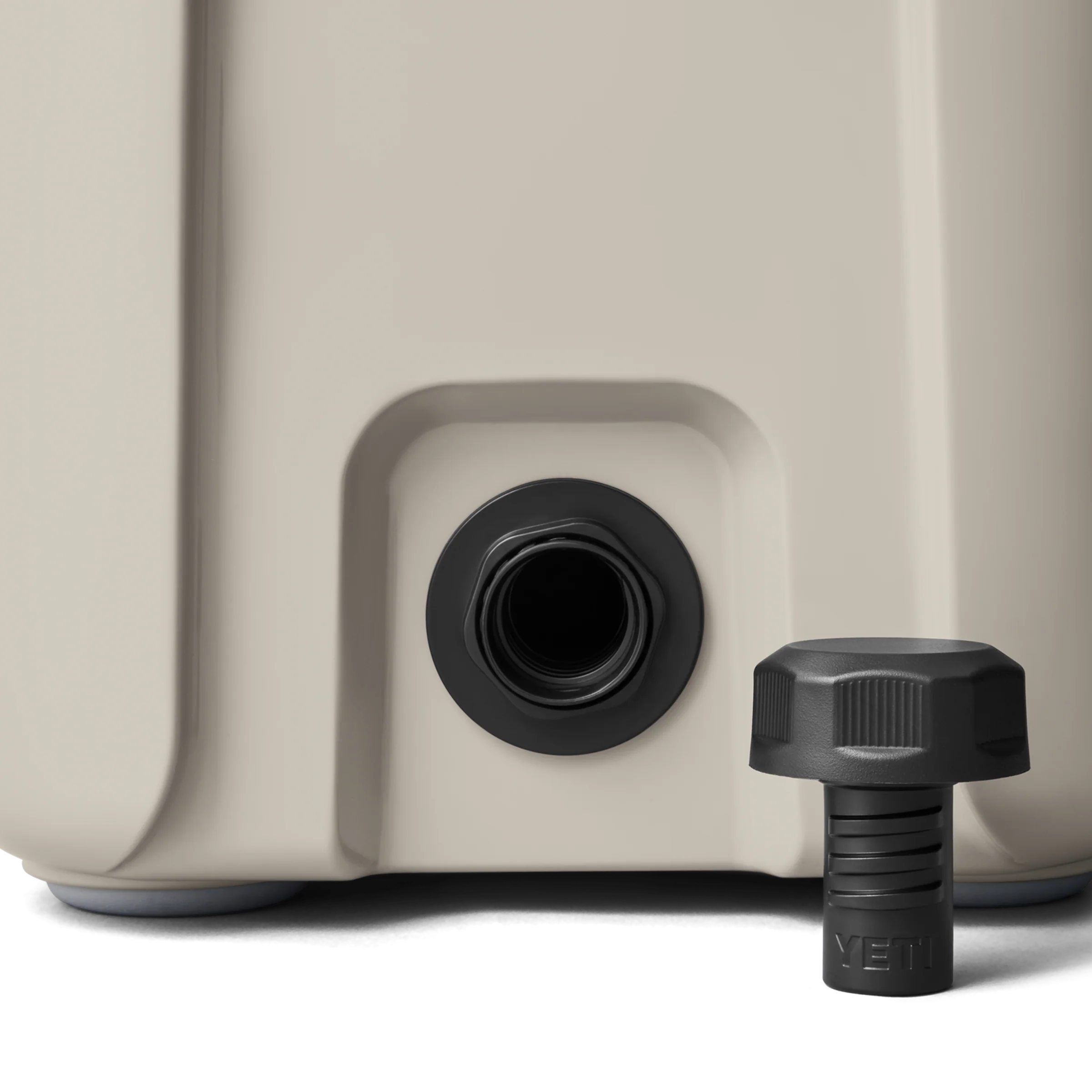 Roadie® 15 Hard Cooler - Image 137