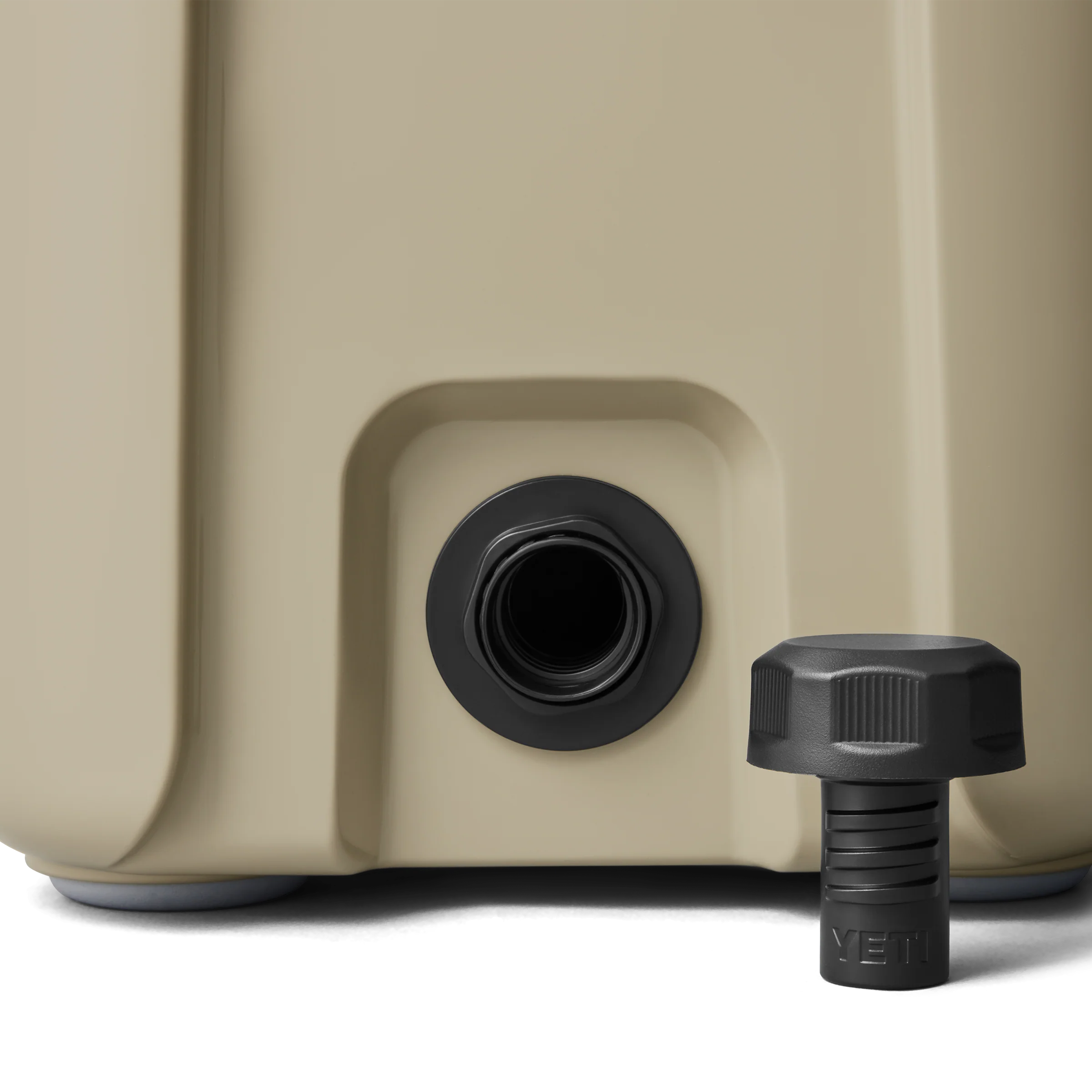 Roadie® 15 Hard Cooler - Image 28